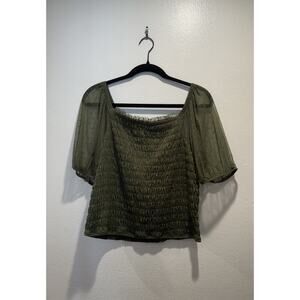 Torrid Smocked Square Neck Top Women’s Size 1 Dot Mesh Green Crop Sheer Sleeves